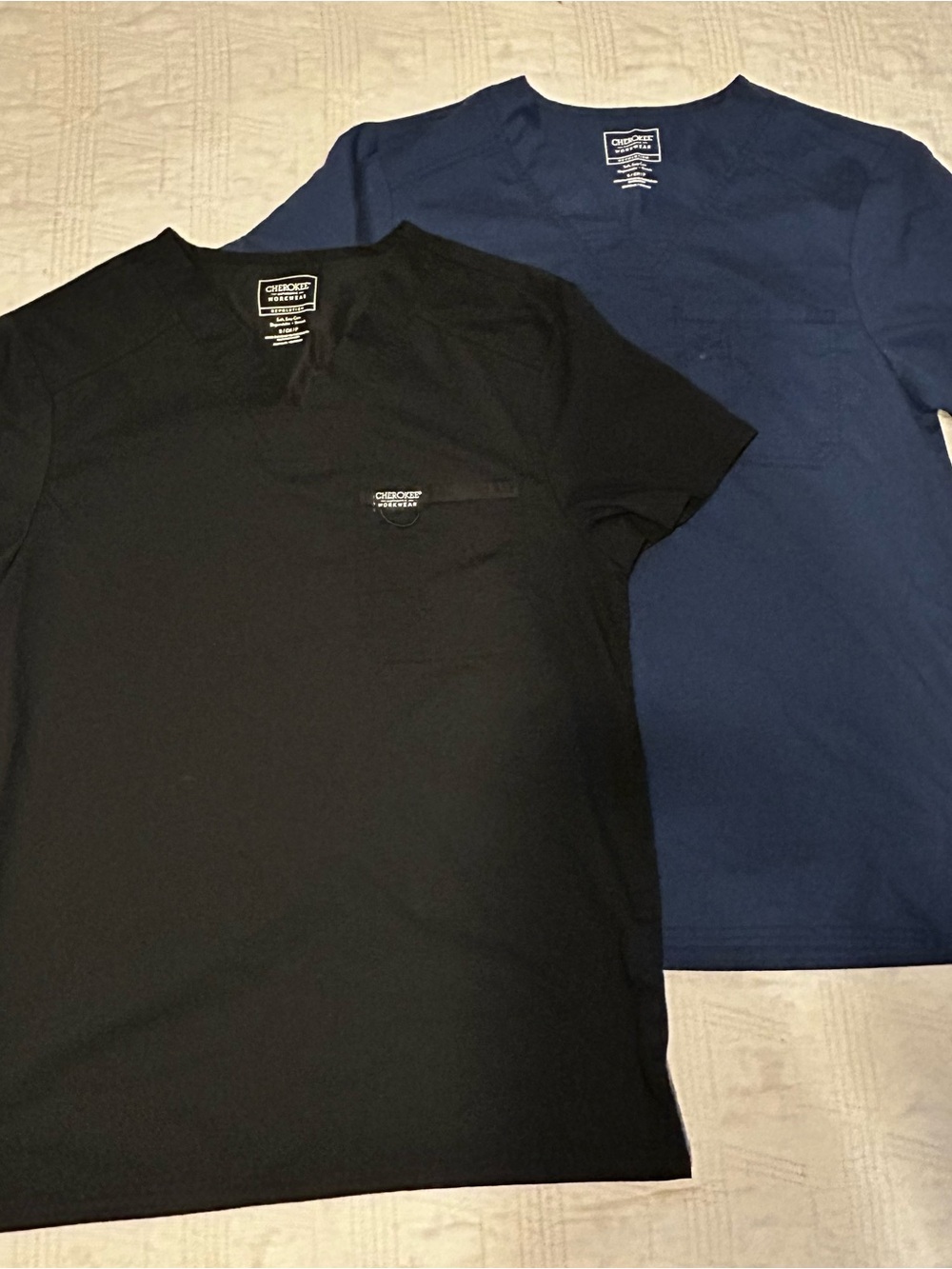 V-Neck Scrub Top- Cherokee workwear